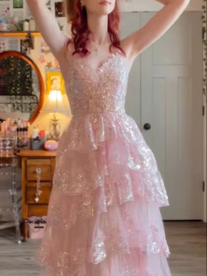 Ofherown Pink Sequin Layered E - Women Luxury Formal Wear recension och pris