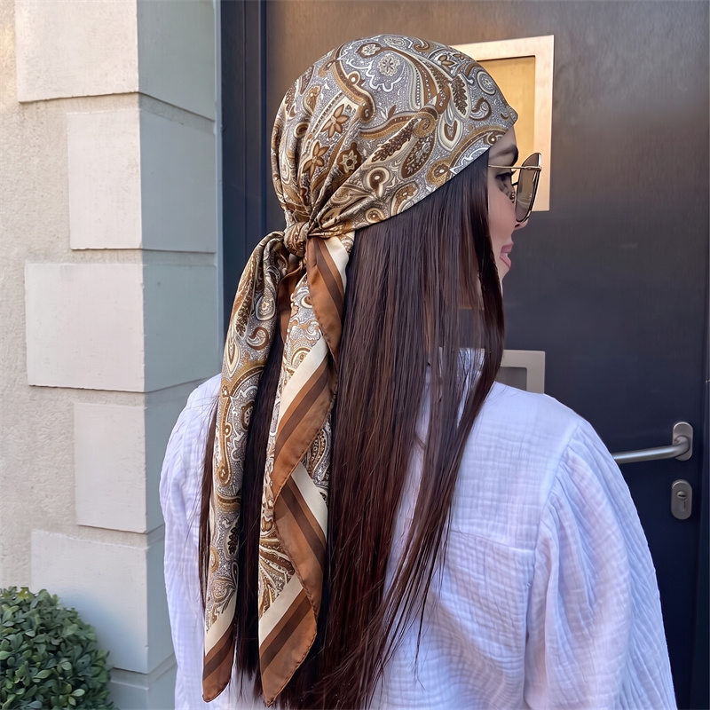 90CM Brown Retro Paisley Satin - Women Luxury Formal Wear recension och pris