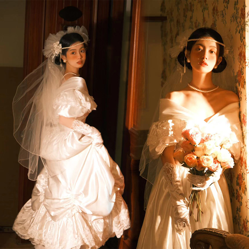 Vintage Hong Kong Style Weddin - Women Formal Wear Ethnic recension och pris