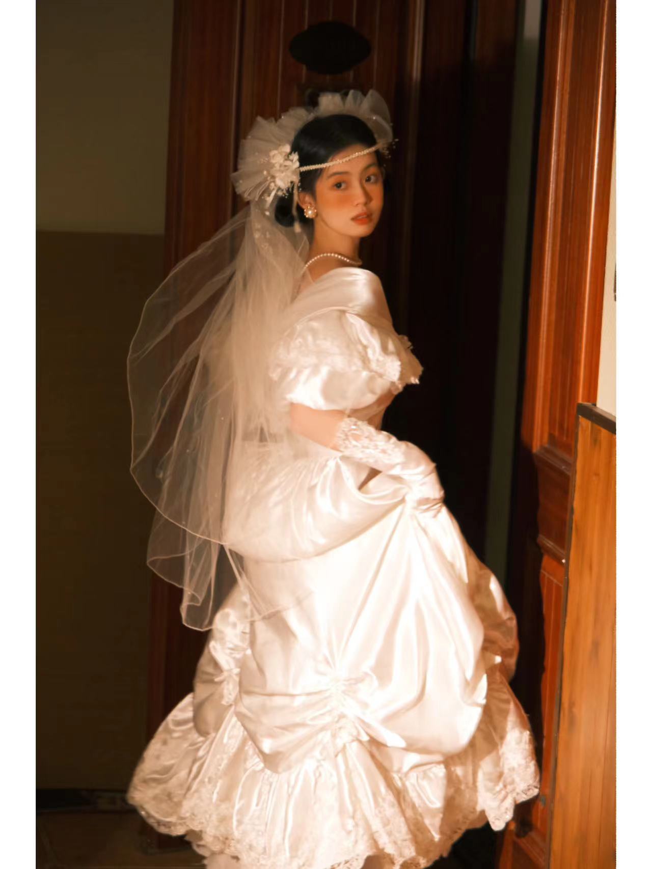 Vintage Hong Kong Style Weddin - Women Formal Wear Ethnic recension och pris